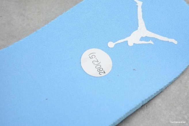 Cheap LUCY Air Low AO9944-441 (W) UNC 1 Jordan 0630